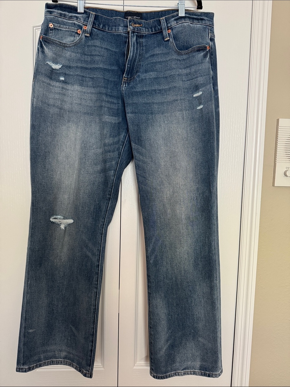 Lucky Brand Women's Easy Rider Boot Distressed Jeans - Blue